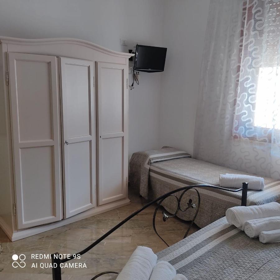 Villa Dolce Vita Rooms カステッルッツォ エクステリア 写真