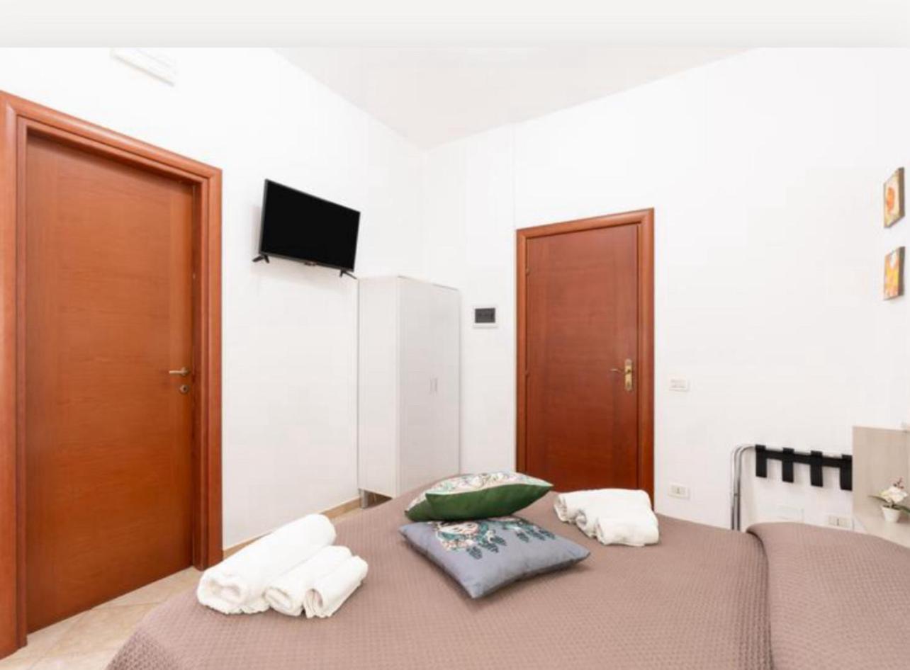 Villa Dolce Vita Rooms カステッルッツォ エクステリア 写真