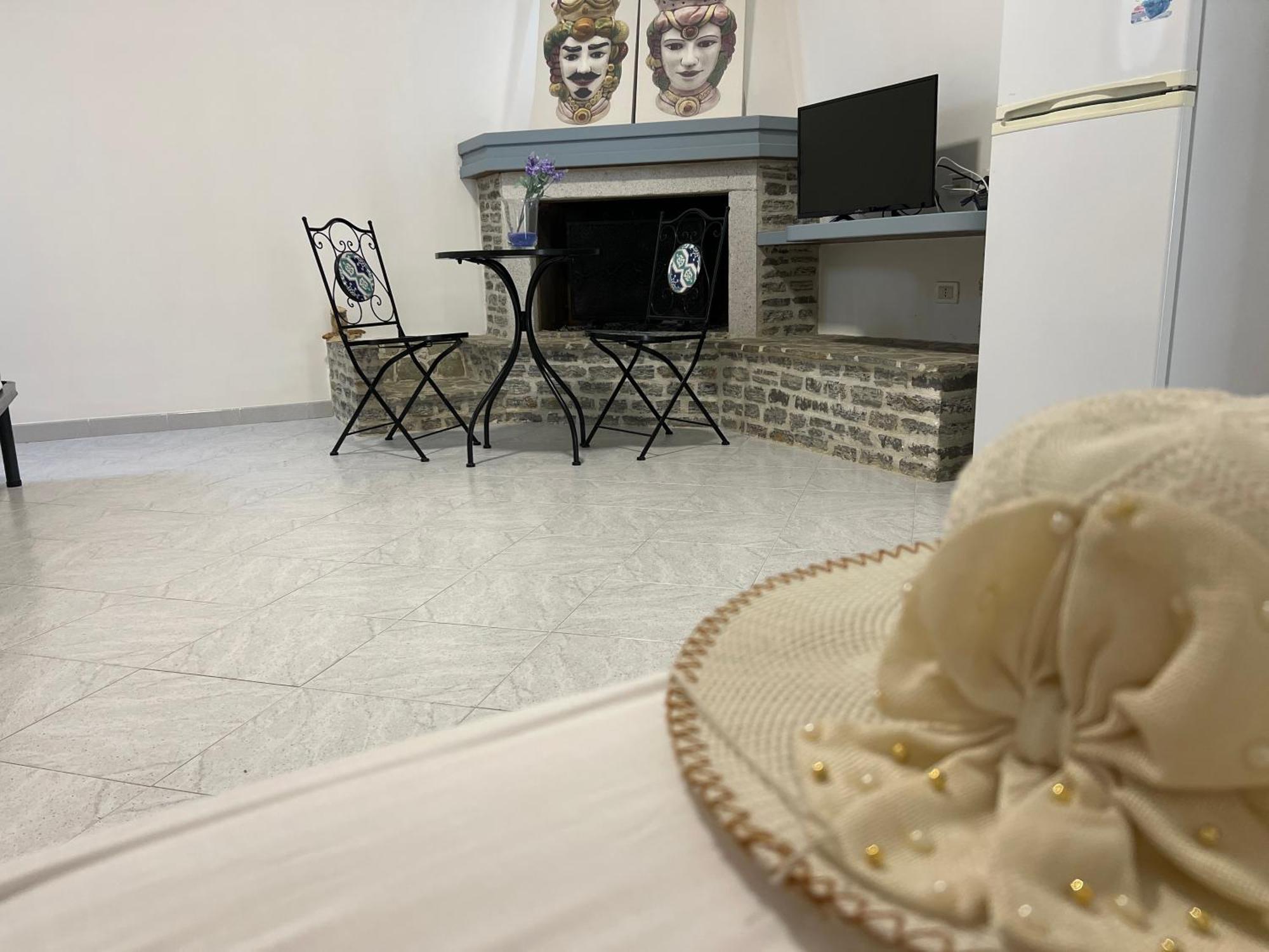 Villa Dolce Vita Rooms カステッルッツォ エクステリア 写真